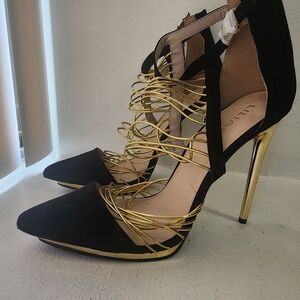 LILIANA Black & Gold Strappy Stiletto Pumps